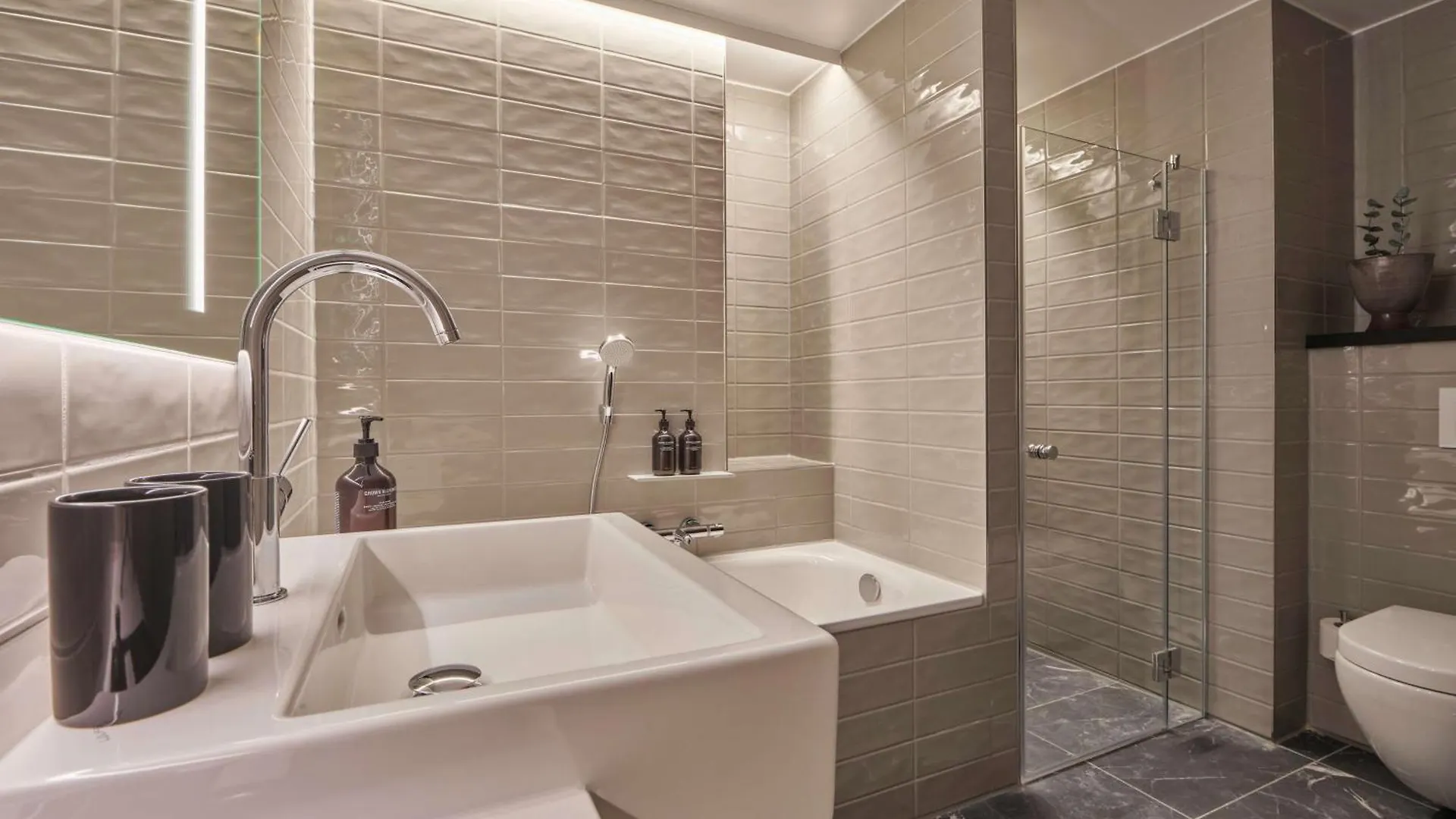 Adina Apartment Hotel Munich