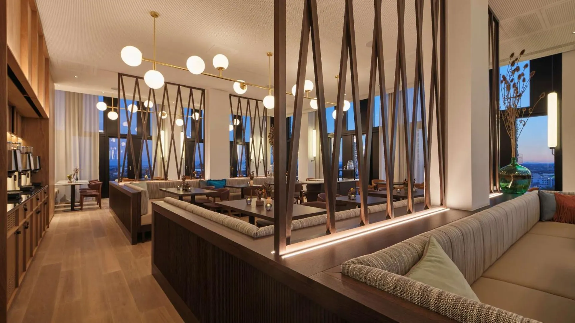 Adina Apartment Hotel München