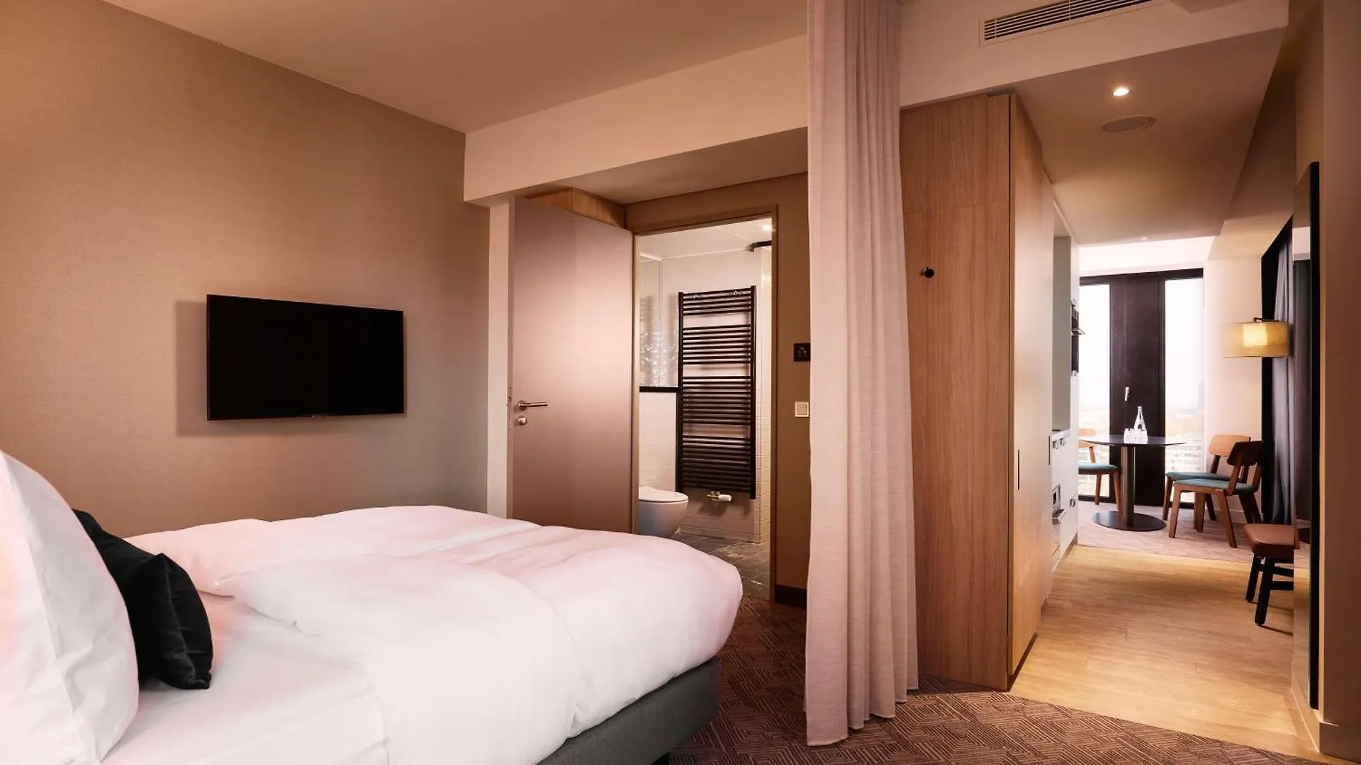 Adina Apartment Hotel Munich